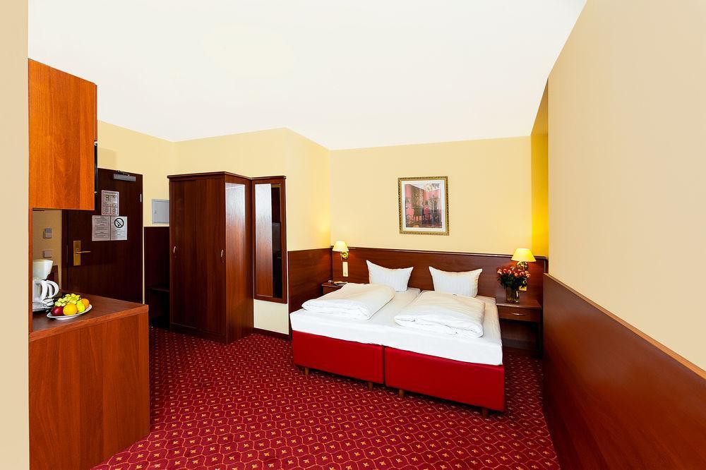 Hotel & Apartments Zarenhof Berlin Friedrichshain Dış mekan fotoğraf